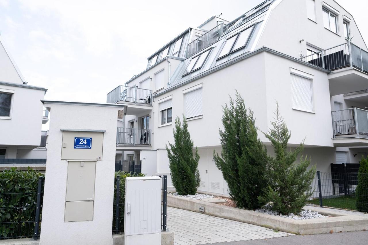 Modern Apartment With Tiny Garden Near City Center Viena Exterior foto